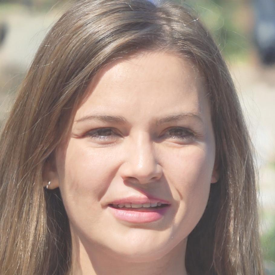 Petra Hoffmann, Finanzcontrollerin